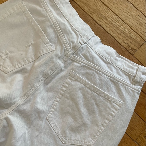 GARAGE 100 percent cotton distressed crisp white jeans - size 7 (28 waist) pox - Picture 5 of 8